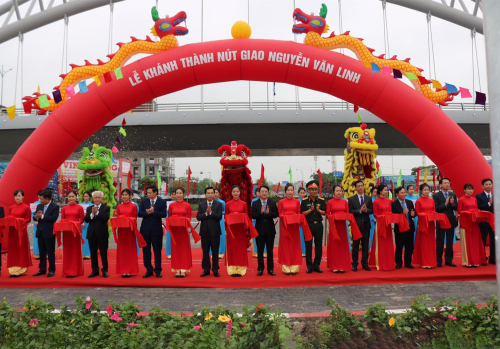 Tổ Chức Lễ Khánh Thành