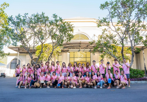 Tổ Chức Company Trip