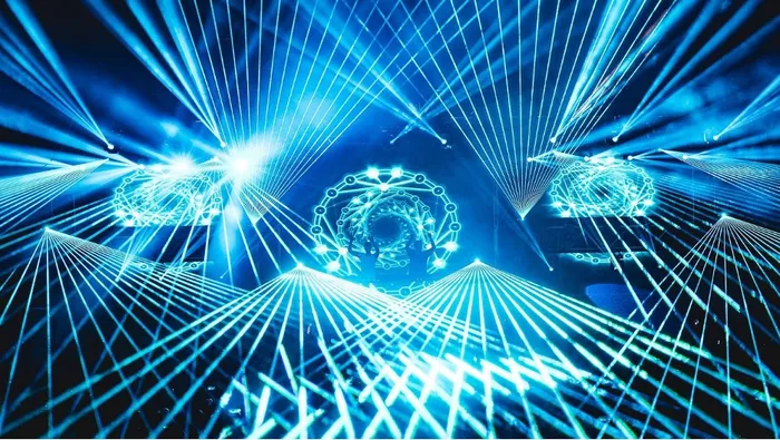 Múa Laser – Laser Show – Laser Mapping | Thuê Vũ Đoàn Laser Dance Sự Kiện